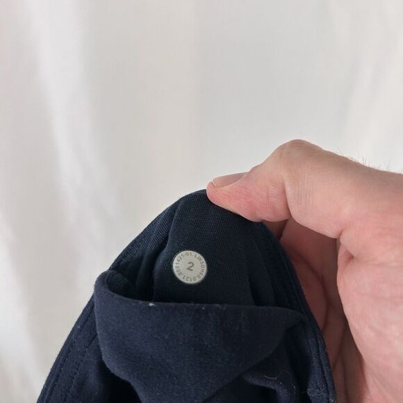 Lululemon Leggings Women's 2 Blue Pull On Pockets Stretchy High Rise Jogger - Picture 9 of 9